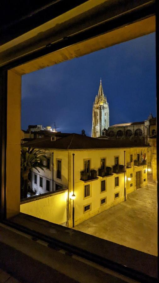 Apartamento Wamba - La Catedral Oviedo Eksteriør bilde